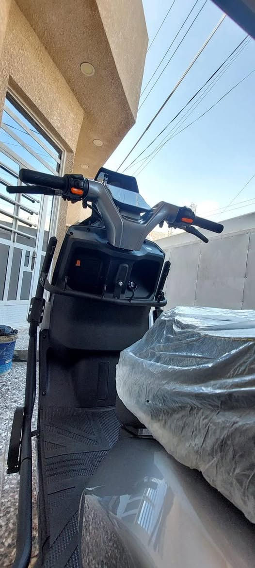 السلام عليكم ….. 
دراجه شحن نوع (صاعقه) المعرف لا يعرف
اخذته قبل فتره قليله ب مليون و 200 الف 
الدراجه نضيفه وكفاله عامه من كلشي 
مواصفات..:
بطاريات عدد 6 كباار مسطره  
ملف 2500 
شاحنه اصليه 
شاشه اعطال
عداد سرعه ديجتال
نضام بارك P
نضام رجوع بگ R 
نضام نزول منحدرات 
مانع انزلاق 
نظام تصليح اعطال TCL 
مساحه تخزين واسعه 
جوزه تفصل الكهرباء 
دبلات عدد4 هيدروليك 
تايرات جدد 
بريكات دسك مو بنز 
ويل حجم 12 
كروز مثبت سرعه 
شاشه اعطال 
لايت زينون عالي ناصي
اشاير منفصله  
كشن جلد 
الدراجه جديده جديده 
وبيه بعد مواصفات هواي 
سعر الدراجه مليون 
 وبيه مجال بسيط 
+964 772 889 3472


**إذا كنت صاحب هذا الإعلان وتريد حذفه لأي سبب، رجاءا أرسل رسالة إلى الدعم الفني**