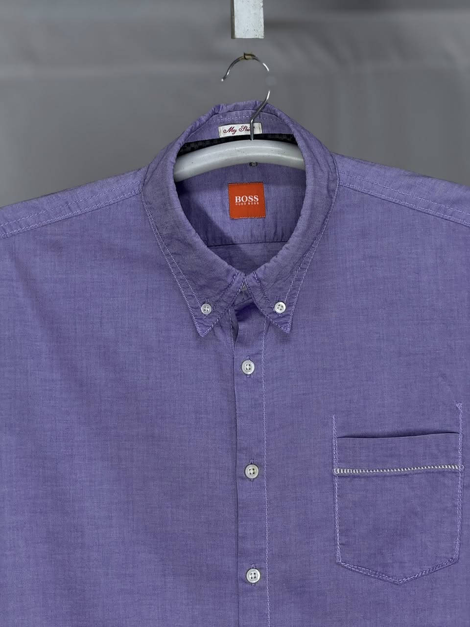 قميص  (BOOS)سوبر كريم 
القياس  XL
النظافه 💯/💯  

يوجد توصيل 🚚 (بغداد -محافظات )
☎️رقم الهاتف :***********

للحجز -دايركت
