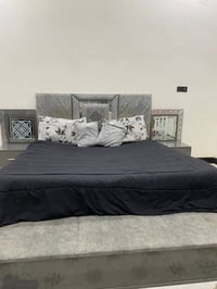 مستعمل شهر • مكان تنومه • سرير