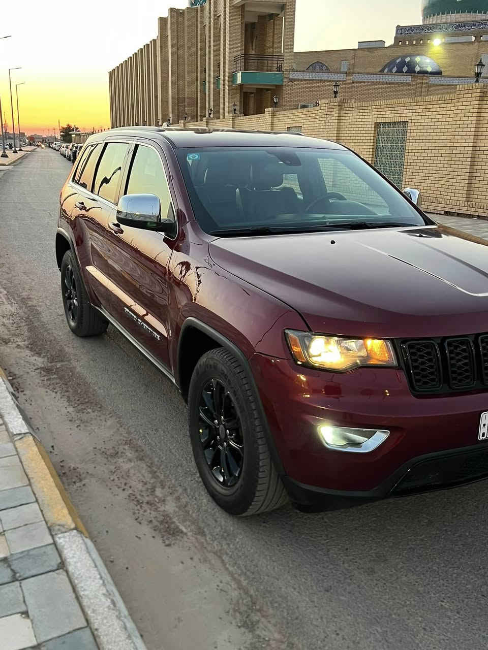 جيب لاريدو -٢٠١٩ 

وارد امريكي 

ضرر السياره قطعتين - جاملغ - وبنيد 

مواصفات

كشتات جلد

تحكم كشنات

بصمة بابين

حساس مري

حساس خلفي 

توقف ذاتي

لأدار خلف

كار بلي

شاشه حجم كبيره بلادي 

ماشيه ١١٩

سياره جديده وجاهزه 

ماتصرف عليهه دينار 

صور الحادث مرفقه 

رقم بغداد تحويل مباشر

السعر كلش مناسب 

عنوان السياره واسط  الهوره /***********
