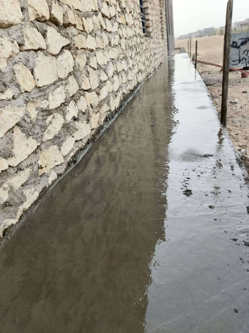 السلام عليكم
يوجد كادر حفر رصف صب ناعم خشن 
حديثه نواحيها 
تنصيف بيوت حفر رصف حدل صب بيوت بيتونات صحيات خارجيه رباطات نكر صحيات نقل تصعيد مواد 
الي يحب نصبله يتفضل خاص او تصال ***********
