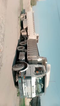 سكانيا 113 • قطيرة مقطورة