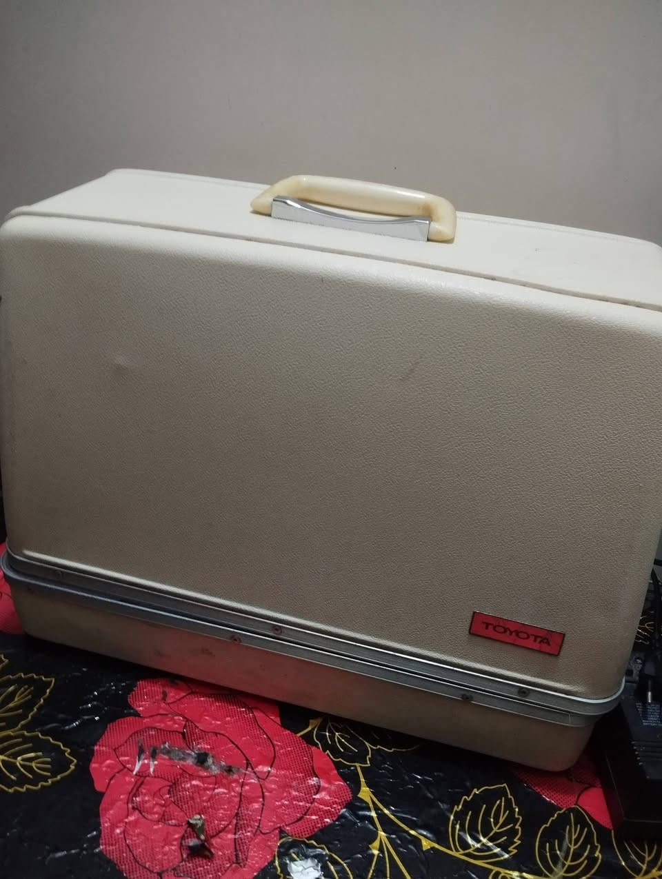 مكينة خياطه تويوتا ياباني ام  الجنطه نظيفة  السعر(75)


**إذا كنت صاحب هذا الإعلان وتريد حذفه لأي سبب، رجاءا أرسل رسالة إلى الدعم الفني**