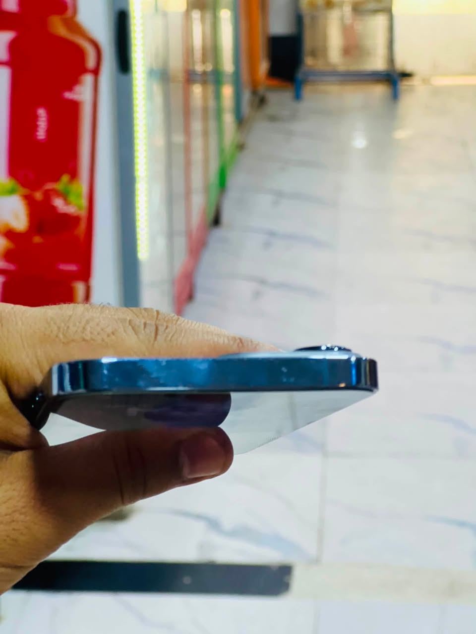 للبيع ايفون 13برو ماكس
لون بحري 

ذاكره256

بطاريه94

كلو شرط

سعر725

***********

***********
