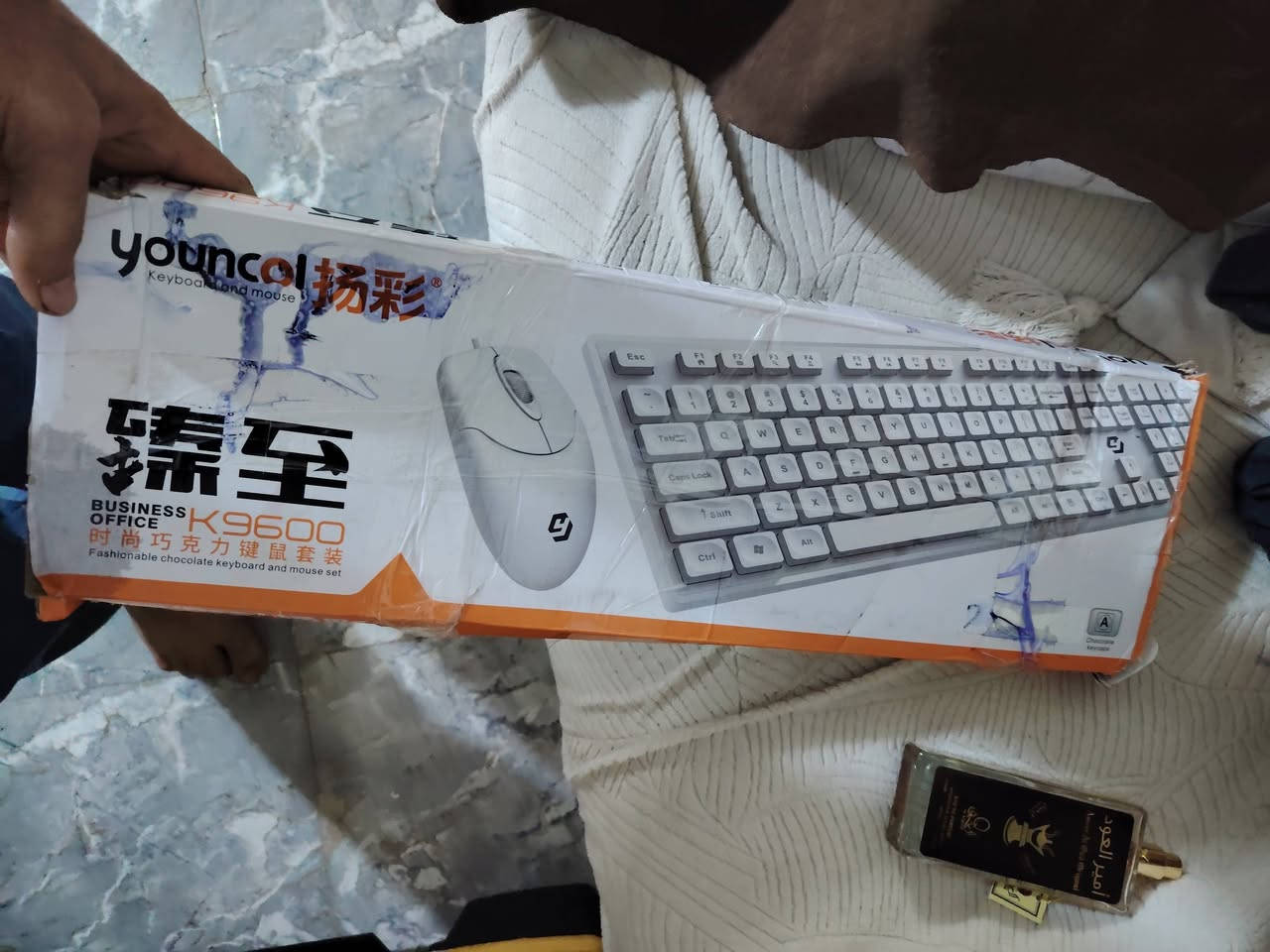 كيبوردات العدد ثنين بهل شكل إلي يفيدنه ينطي سعر بيهن بل يرضي الله وبل عافيه


**إذا كنت صاحب هذا الإعلان وتريد حذفه لأي سبب، رجاءا أرسل رسالة إلى الدعم الفني**