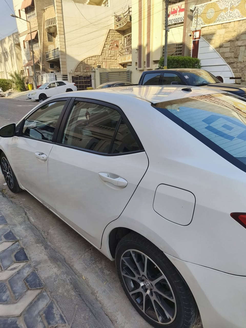 ( بسم الله الرحمن الرحيم )
سيارة كورلا 
رقم مميز 
السارة بسمي تحويل ثاني يوم
السعر    135 ورقه بيها مجال 

✅ تم نشر السيارة بسبب الوعد الكاذبة ✅

🚩 مكان السيارة بغداد المنصور
 مديل . 2017  / وارد أمريكي
ماشية / 160 KM
✅     فئة / Se
  ✅ محرك السيارة اربعة سلندر 
✅    فتحة سقف
✅   تثبيت سرعة
 ✅   تثبيت مسار
 ✅  تبريد ثلج ❄
✅   تخم تايرات 4 جديد 
✅   صدر جديد 
✅  دبلات خلفية جديد
    الحادث جاملغ  أمامي و بنيد مبدل نفس اللون

دعاميات خلفي جديد و امامي جديد
رقم         ‏ ***********
