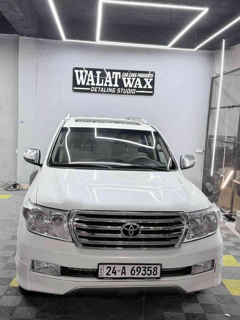 لاندكروز موديل 2011 بريمي سيارا فول موصفات كشن جلد بقلاوا سلايت سيارا گيير محرك اب شرط سيارا مكفولا قطعه او قطعتين صبغ بدون داخل 
سعر سيار مناسب 290$ مجال بصيت 
سيارا زاخو وتساب ***********📞 زاخو, دهوك
