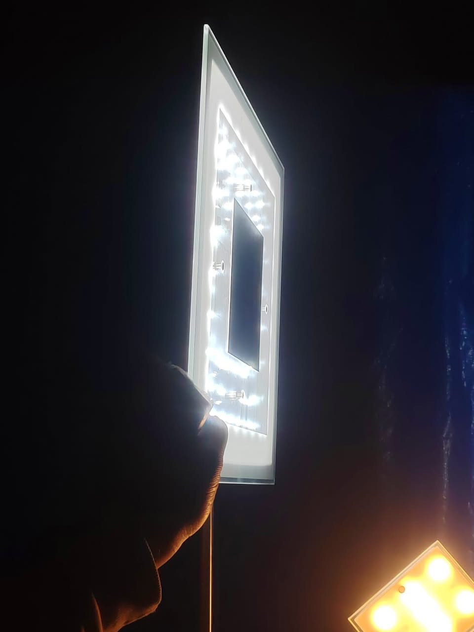 السلام عليكم معدات تصوير كامله للبيع سعر250بيها مجال العنوان بغداد الصرافيه متوفر توصيل جميع محافضات العراق 
***********

***********
