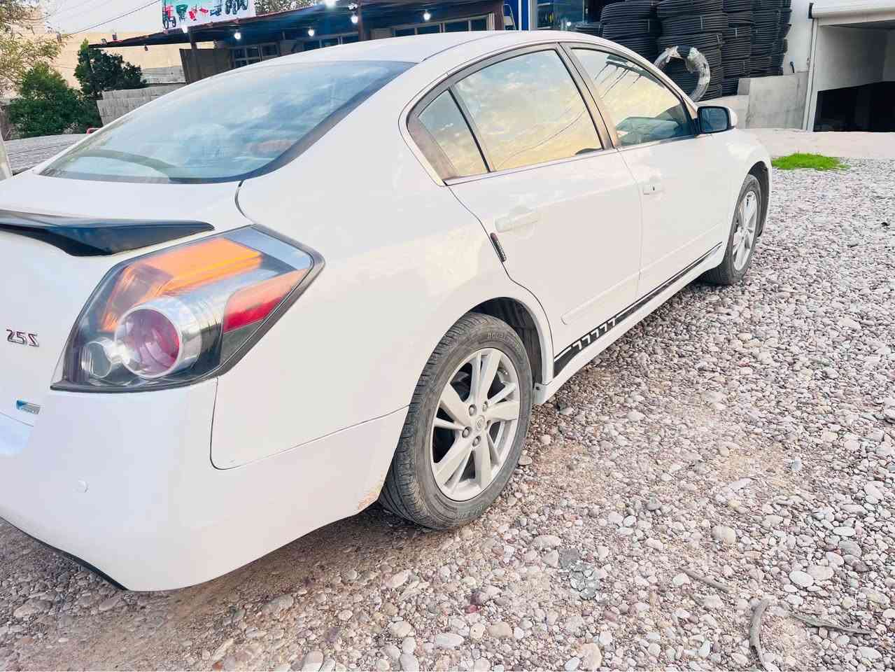 ئالتیما ٢٠١٢ خلیجی S
یەک پارچە چاملخ دوای سایەق بۆیاخە
گێڕ و مەکینە نەکراوە بە شەرت
١٧٠ هەزار رۆشتووە
سەنەوی نوێیە تا ٢٠٢٩/٦

التيما ٢٠١٢ خليجي S
كير و محرك بشرط
بي قطعه صبخ وحده باقي مكفوله
ماشي ١٧٠ الف
سنويه جديده بأسمي لحد ٢٠٢٩/٦ 

قضاء صمود/كلار
*********** كالار, السليمانية
