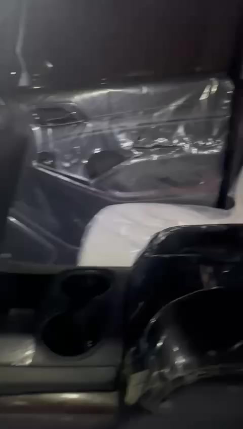 يوكن 2020 وارد امريكي مكفوله  ماعده جاملغ الامامي  طخه وبدلينه  ماشيه 70الف رقم اربيل انكليزي لل31 
 ب 325 وبيها مجال 0‭ 773 523 3967‬


**إذا كنت صاحب هذا الإعلان وتريد حذفه لأي سبب، رجاءا أرسل رسالة إلى الدعم الفني**