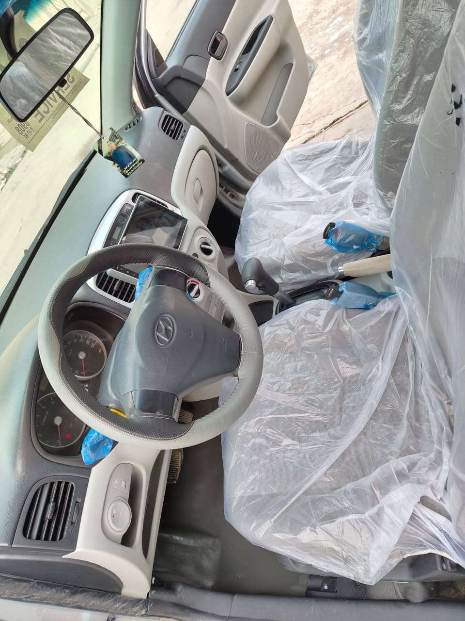 اكسن دبدوب موديل 2008محرك 16هزه رقم جديد كاربون موجود   تبديل جاملق اصلي موصل الايمن *********** كورك اسيا ***********انتصال علاالرقم
