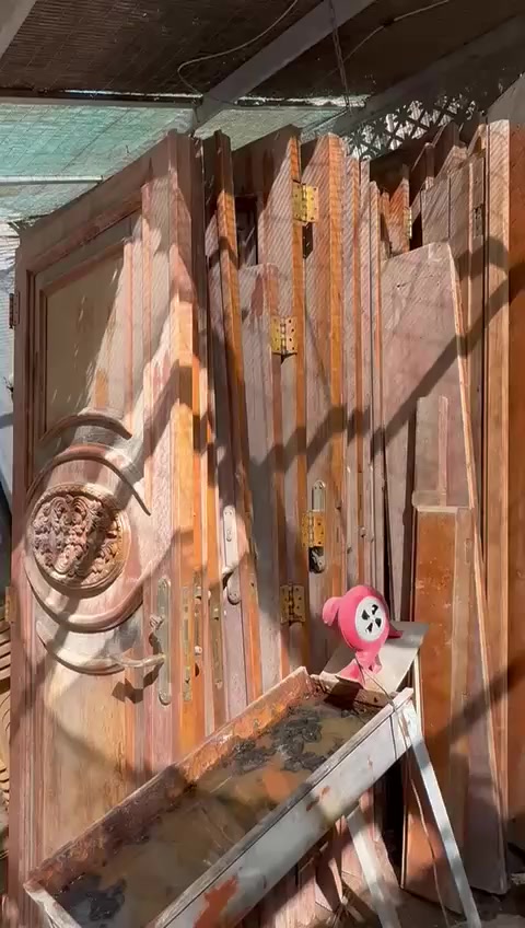 أبواب اصلي للبيع الي يحب يراسلني او يخابرني وبالخدمه  الاستفسار ***********
