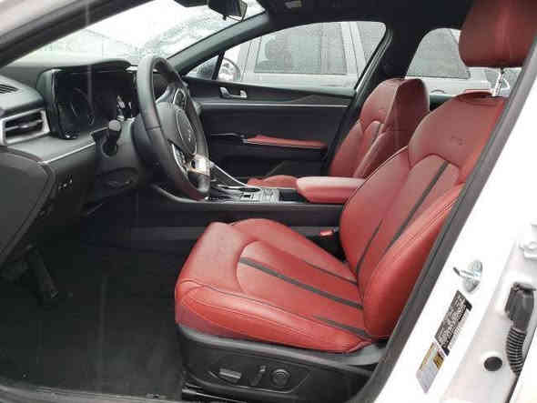 سلام عليكم للبيع كي فايف امريكي 2023 مرقم انبار معوقين حقيقي
ماشيه 15 الف محرك 1600 تيربو 
جيتي لاين فول ماعده بانوراما 
بصمه 3 
كامره 
رادارات شاشه ديجيتال 
كشن بلادي احمر 
كشن كهرباء 
ويل كب 
قياده ذاتيه
ضرر موضوح بصور فقط قبق جاملغ تبديل ونصبغ شغل بلادي درجه اولى فقط الموضوح بصور 
صندوق تبديل بلادي ودعاميه بدون صبغ فقط جاملغ 
السعر 168 وبيه مجال.    ترهم مراوس حسب قناعه 
***********
مكان السياره الانبار حبانيه
