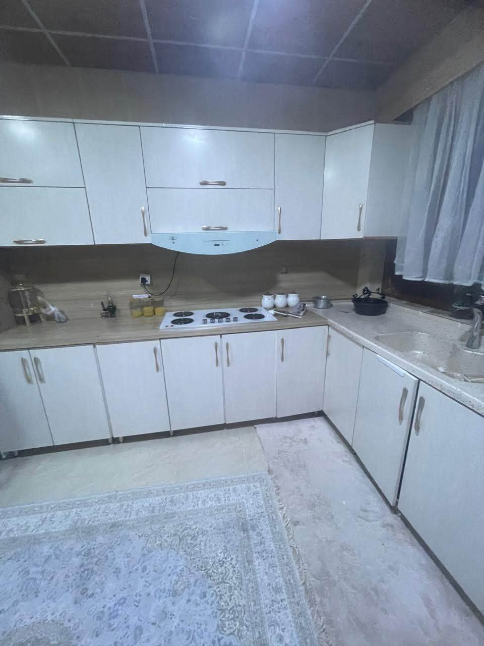 من 850
الي750
بسعر سنك هذا الكاونتر 
***********
اتصال واتساب @@
