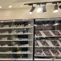 جامخانه عرض اكسسوار  سعر ١٠٠ الف الاستفسار ٠٧٧٠٨٤٧٩١١٠