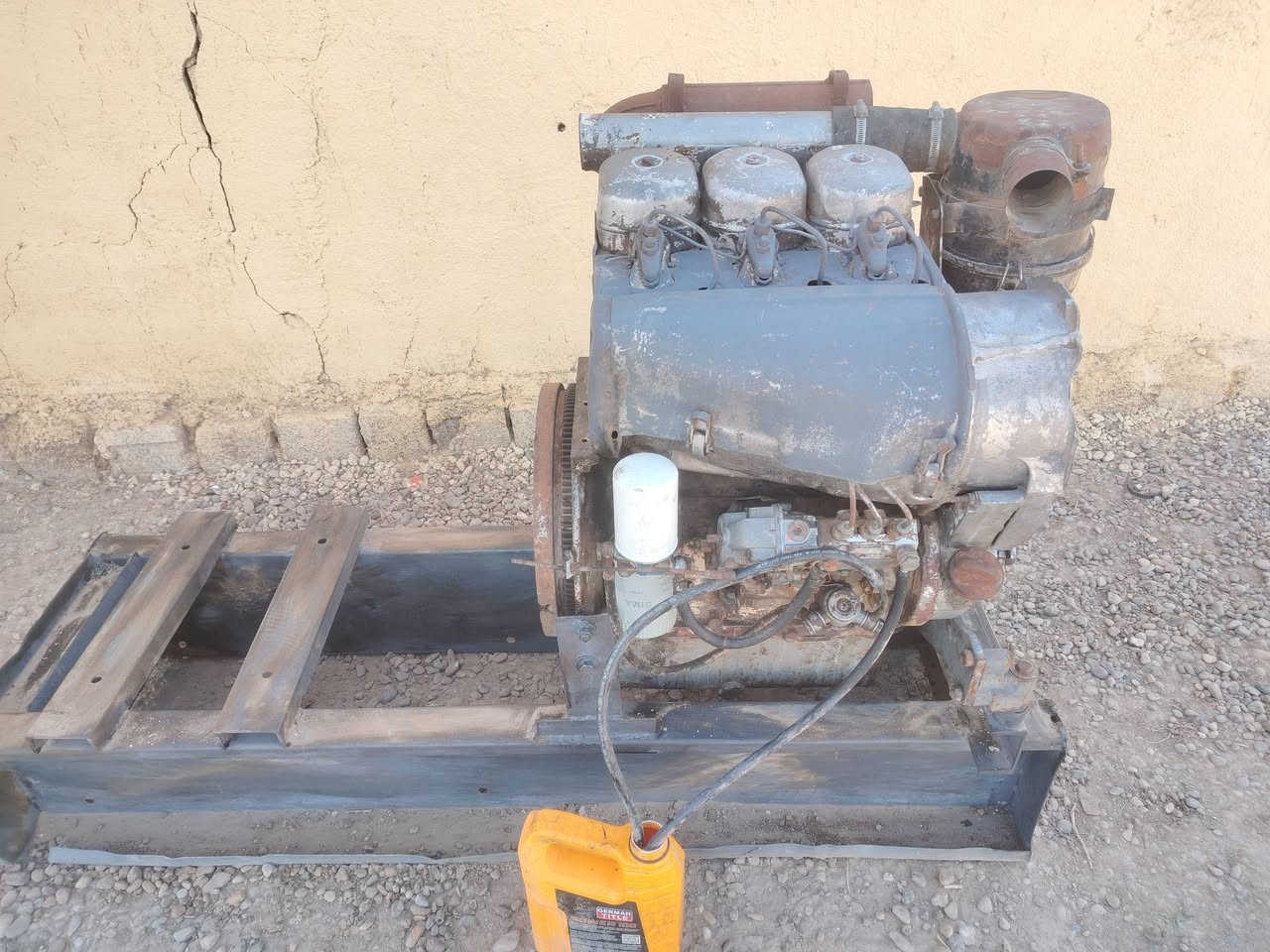 سلام عليكم لبيع محرك مع شاصي دويز ٣ بستم ألماني ابو صاروخ بلادي حجم 912 بلادي شغال جاهز لاصرف ولاتبخير مكاني بغداد ابو غريب سعر 16ونص ورقه تصال ***********
