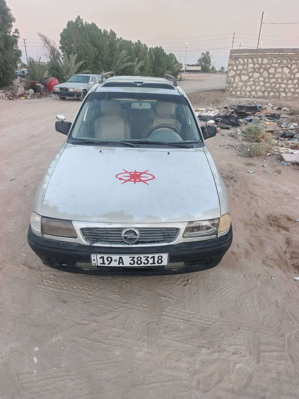 للبيع اوبل استرا موديل 92 رقم كربلاء دولي باسمي محرك وكير جدا حجم 16 بخاخ تخم تاير جديد حداديه جديده كهربائيات كلها شغاله دواخل حلوه السعر 26 ورقه وبيها مجال مكان الحله اتصال على هذا الرقم*********** غير اتواجد على الفيس
