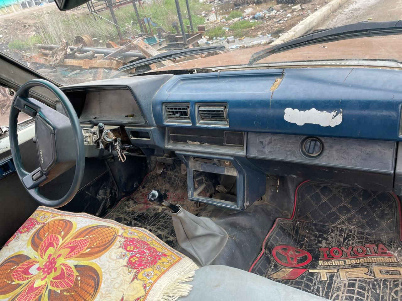 سلام عليكم بيكم 88 بلادي سياره خير من الله 5 كير مكينه وكير جديد الشواصي بلادي تحويل ثاني يوم مكاني ديالى بعقويه السعر 35 بيه مجال بسيط
***********
