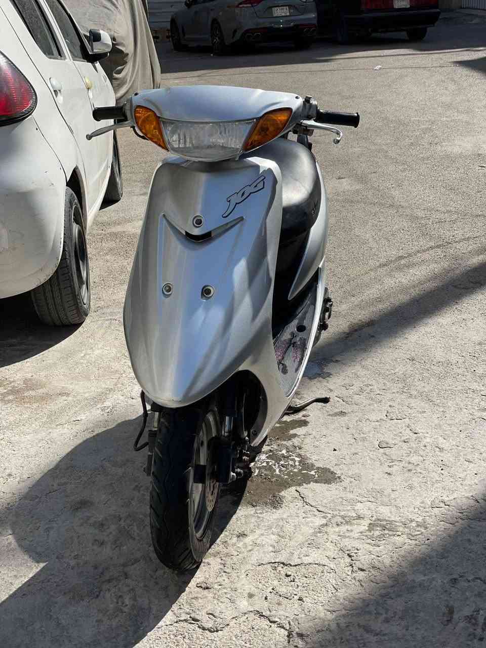 السلام عليكم دراجه 60 سبايزر عصفوري دراجه كامله مكمله مابيها اي نقص مكينه بلاديه ناعمه خرسه ماتسمع صوتها كفرات بلاديه شغاله سلف هندر وكهربيات كلها شغاله اشاير كلوب عالي ناصي كيج سرعه كيج بانزين هورن كله شغال دبل أمامي خلفي شغال بريكات كلها شغاله مابيها نقص السعر 325 وبيها مجال للطيبين مكاني بغداد الحريه الرقم ***********
