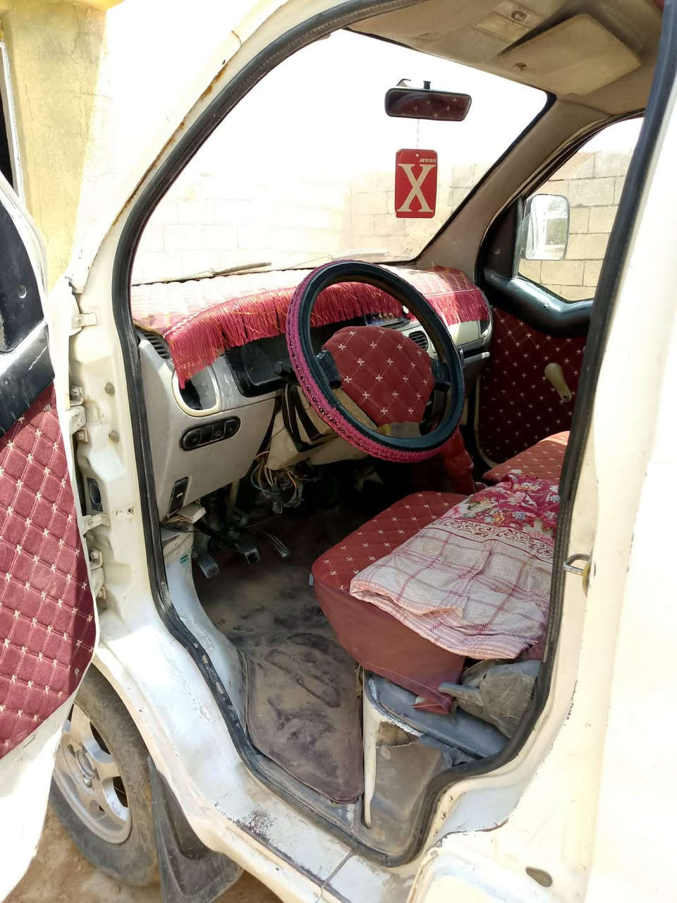 السلام عليكم ورحمة  هانفي موديل  2007 اوراق ڪامله رقم الهاتف  *********** العنان طوز خورمات السعر  18 وبيها مجال للطيبين
