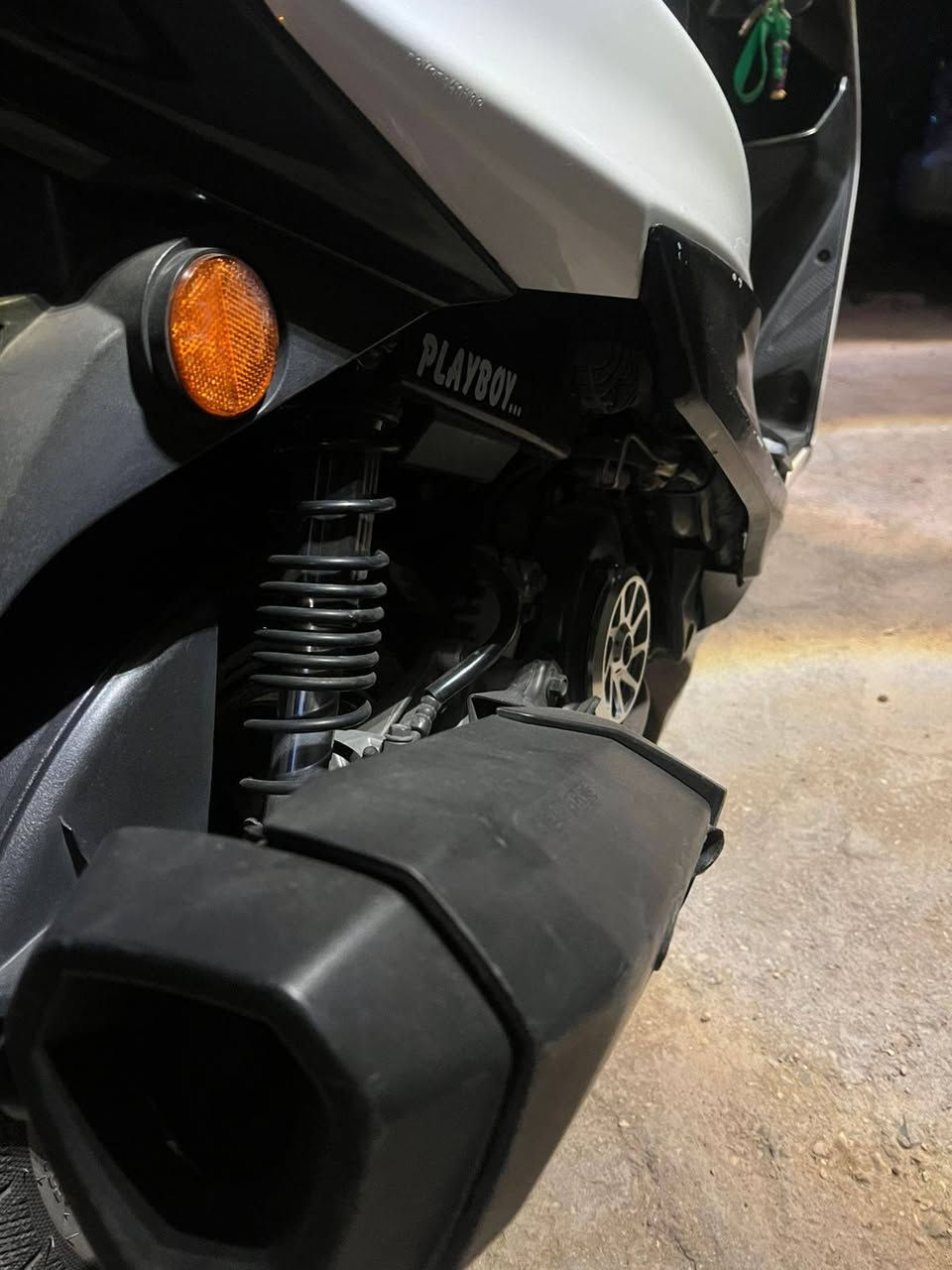 سلام عليكم سكنس شمعه مديل 2019 كوري قبق مسح دراجه برغي ممفتوح بيهه بيهه تخم كلجات رياضي دراجه خير من الله تجي تفحص منا لمن تمل السعر كسررر 1300( مليون وتلثميه) وبيهه مجال قليل شاهد الله تسوه اكثر بس معتاز وجاي ابيع بهيج سعر مكاني بغداد شعب ( الثعالبه) *********** تحياتي للجميع ❤️🔥
