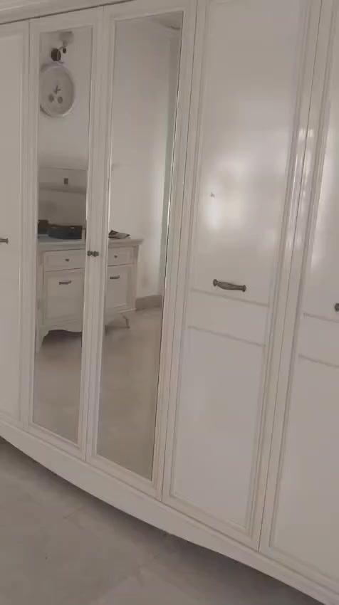 للبيع غرفه نوم تركيه شرط نظافه فوول اي عيب أو كسر مابيها السعر 750 وبيها مجال يوجد


**إذا كنت صاحب هذا الإعلان وتريد حذفه لأي سبب، رجاءا أرسل رسالة إلى الدعم الفني**