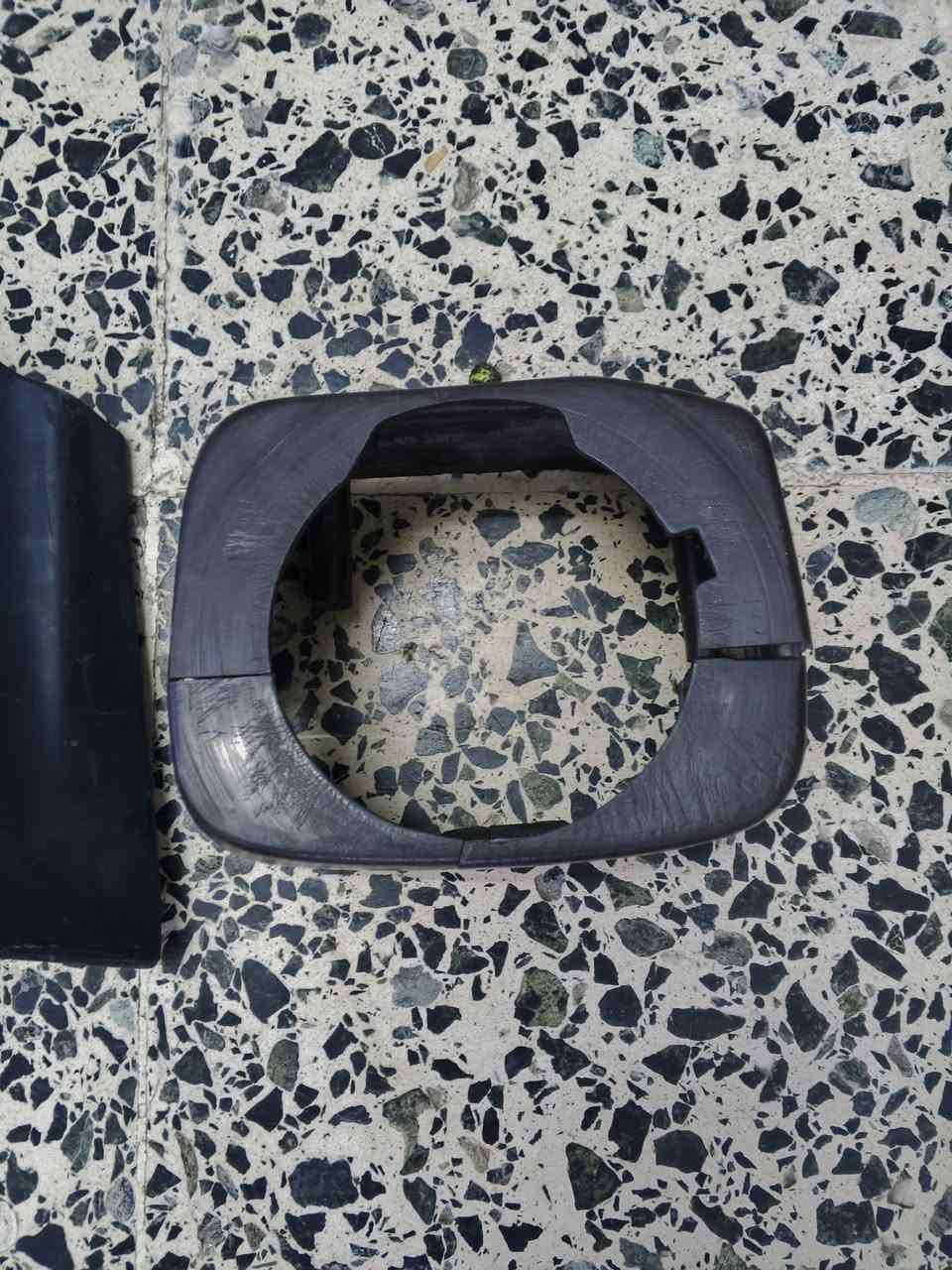 السلام عليكم عندي ماطور ماسحات بطة مال كصةوطفاريات 2 وركبة مال ستيرن
اريد ابيعهم وعندي توصيل كل المحافظات

تواصل وياي عل واتس اب ***********
