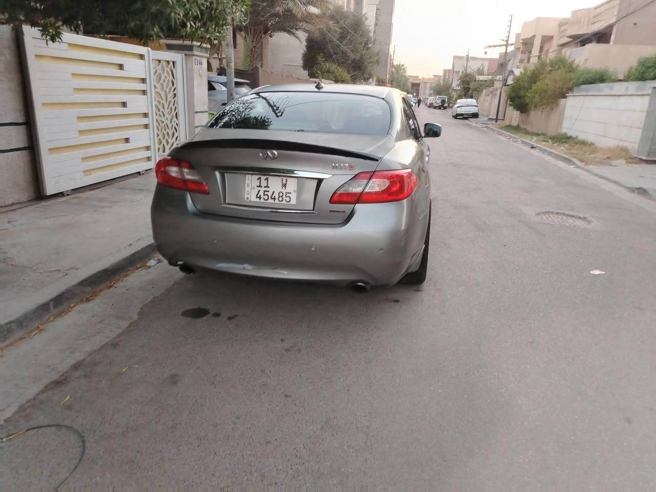السلام عليكم
للبيع انفنتي M37 2013
السياره وارد امريكي بدون غرق بدون  حادث بدون ايرباك  فقط سرقة قطع وشادين غير قطع وصابغين السيارة
بصمة
سلايد
مري شفط وقلابة عند الرجوع
كشنات جلد وكهرباء وتدفئة وتبريد
خرن كراسي
ستيرن كهرباء وتدفئة
دعامية امامية S
لايتات جدد مع زرع عدسات لايت نهار
تبريد ثلج
بك لايت لد  جديد 
محرك وكير مكفولات
ويل كب تو سايز ١٨ مع زوج تايرات جدد
شاشة اندرويد ابل كار بلي و اندرويد اوتو مع تشغيل الويز وجميع البرامج كامرا دوارة
حساسات خلفية 
 والسيارة وبيها مكانات جاردة
الداخل جديد لوك
بغداد السيدية
***********
السعر ٩٥ وبيها مجال بسيط
