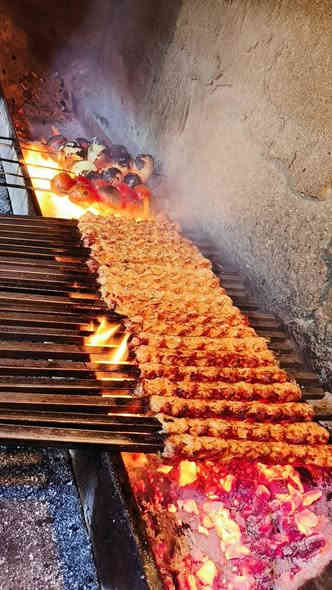 صلِ ع محمد وآل محمد 

مشويات الدوسري 🤍 رجعنا وياكم  من الساعه ال١١ صباحا الئ ال١١ 

لحم عراقي خالص !.. جربنا ومتخسر 😀

كيلو مشاوي مشكل كباب وتكه دجاج واجنحه ومعلاك ب٢٢ الف ١٢ شيش🥩🍗

كيلو لحم ب١٨ الف ١٢شيش دبل 🥩

كيلو دجاج ب١٤ الف ١٢شيش دبل🍗

عرض الجمعه يابه😁🤍

كيلو مشكل كباب( لحم عجل خالص ودجاج  ) (وتكه دجاج ) ب١٧ الف ١٢شيش.. وبطل ببسي 

ويوجد توصيل لكافه مناطق الرمادي  🛵
***********
***********
العنوان : التأميم _حي الاكراد _ مجاور جامع الصالحين  🤍
