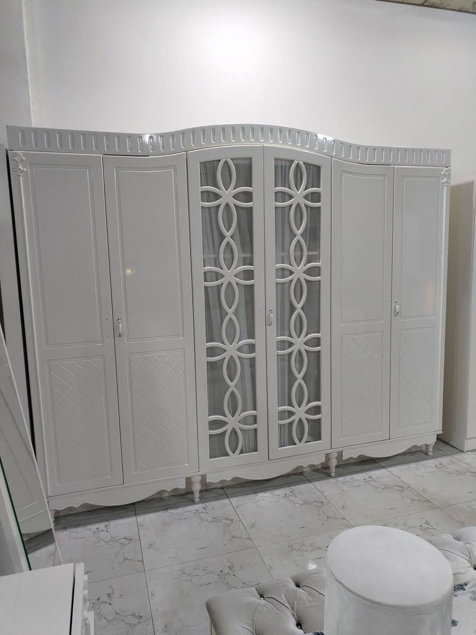 غرفه نوم تركي ماركه كلش نضيف 8قطع للستفسار ***********
