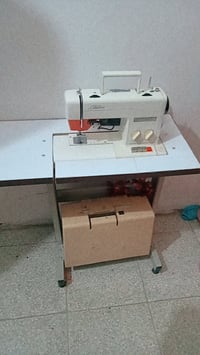 مكينة خياطة • براذر • نظيف