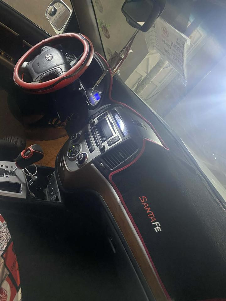 سلام عليكم سنتافي كاز مديل ١١ كير ومكينة شرط البيع او مراوس سعرها ٥٣ العنوان ذي قار ***********
