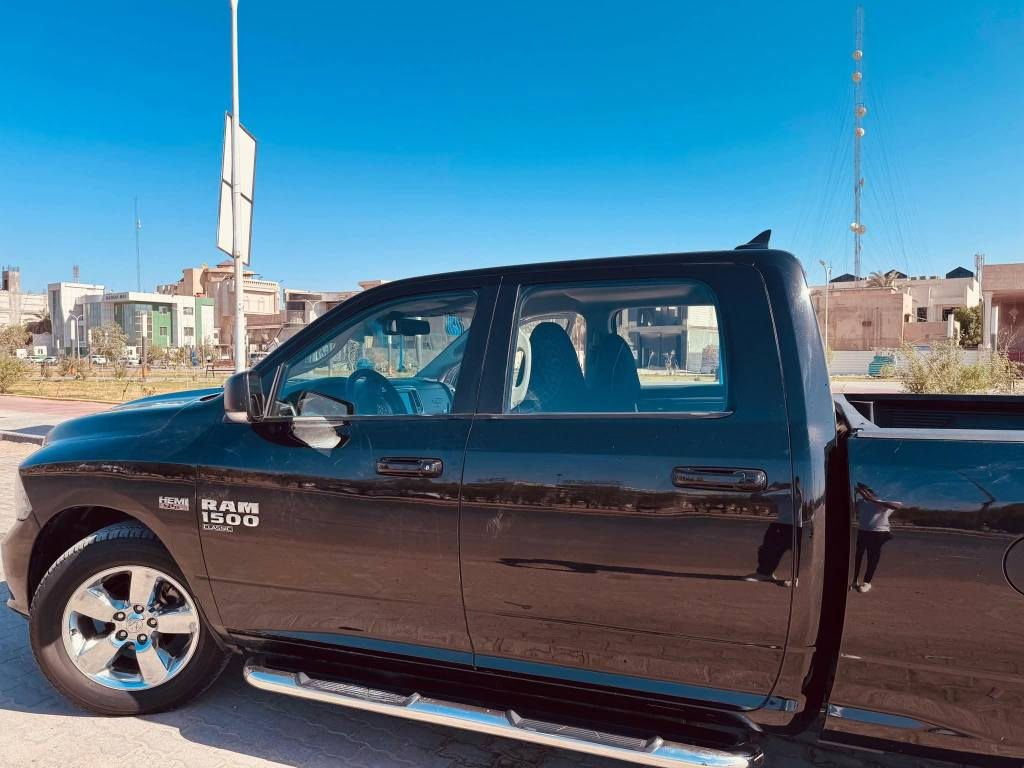 رام 2019 ثمانيه ستندر كلاسك فول مواصفات حادثها جاملغ وبنيد للبيع او مراوس 
للتواصل *********** البصرة, العراق
