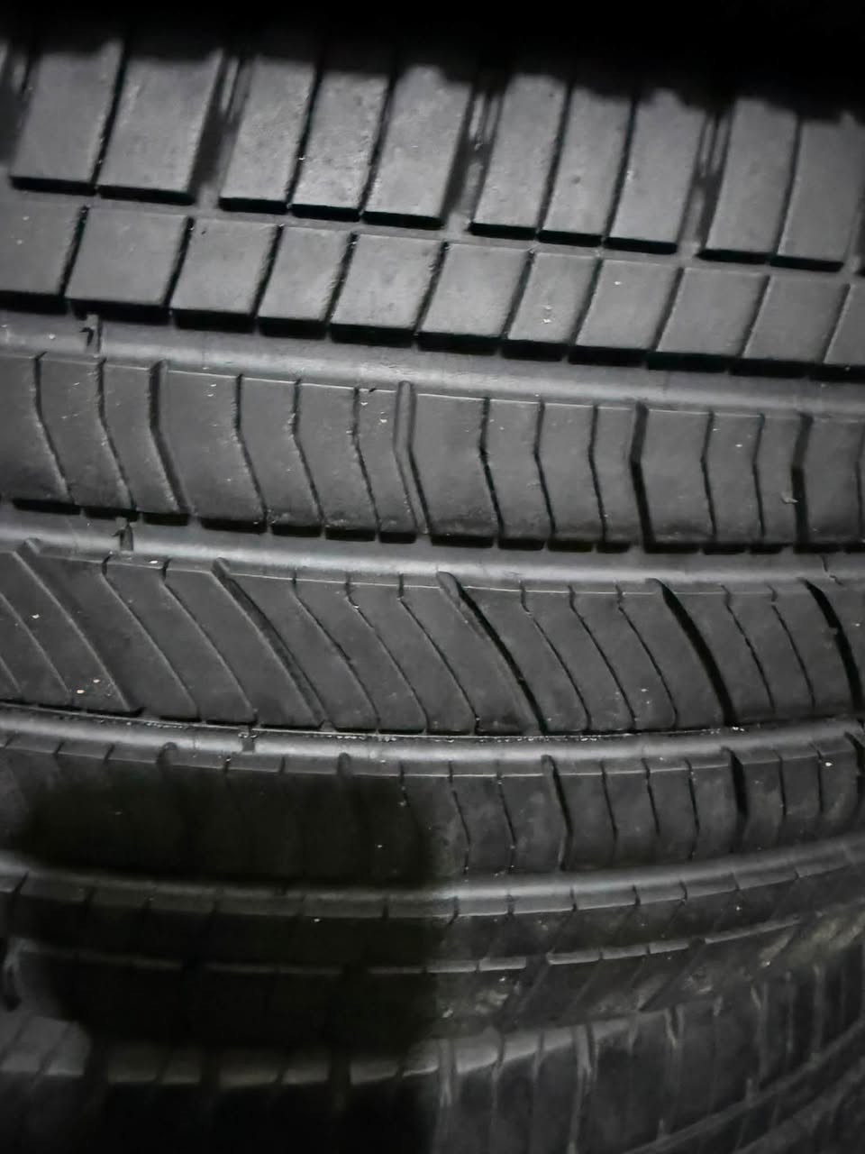 اطارات مشلن 265/65/18 حيل نظيفات
للاستفسار *********** اتصل وتدلل غير متواجد عالفيس
