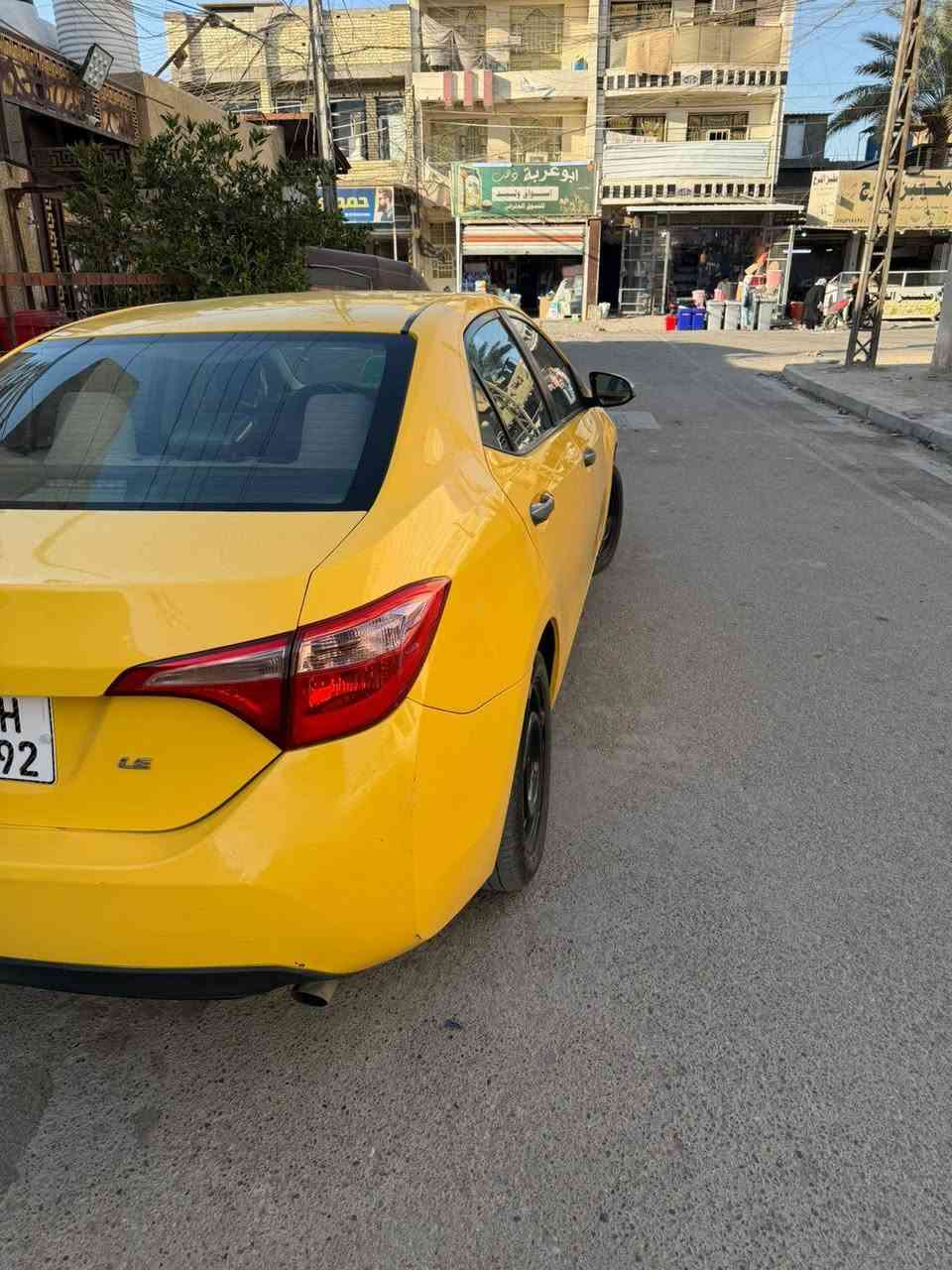 السلام عليكم سياره كورلاه مديل ١٩حادثه جاملغ خلفي مكينه ١٨٠٠مرغوبه سياره نضيفه صدر جديد تبريد تخم تاير كله جديد مابيه نقص مكان سياره بغداد رقم ***********
