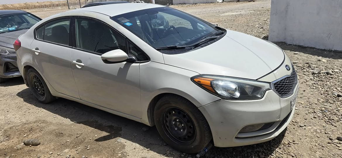 كيا فورتي 2015
سعرها شده وبيها مجال 
التفاصيل واتساب 
***********
