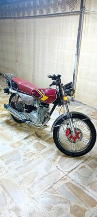 شباب دراجه 25 باب اول مكينه مامفتوحه دراجه ناعمه وتخبل دشبولها محترك س...