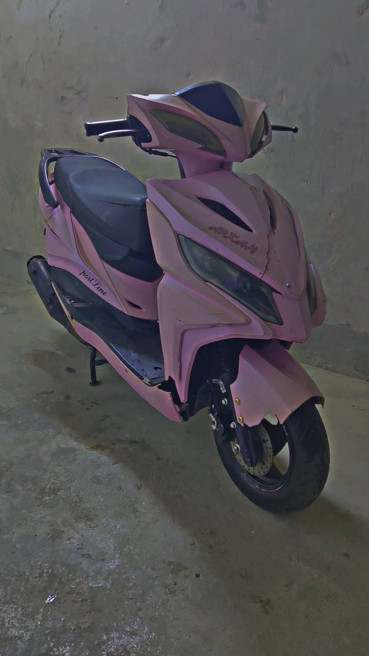 ماكس جامبو موديل 2021 سرعه 120 ماطور كفاله عامه محرك ناعم مامفتوح فول نشاط بس بيه صرف قليل كهربائيات وسلف ودشبول كله شغال هندر شغال صالنصه بلاد كاتم كابريتر بلادي ماطور كله علابلاد سعره 250 بيه مجال قليل كركوك قادسيه الثانيه الرقم ***********
