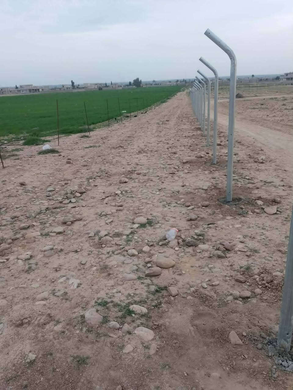 السلام عليكم
نشتغل كافه الاعمال 
تكشير سيراميك+تكشير جص+تكشير لبخ
فتح أبواب وشبابيك
تصفير بيوت +فرش حجر
تفليش سيراميك الارضية +شيل الانقاض 
تفليش بيتونا وستاره وشيل الانقاض
تصعيد بلوك فوك التكعيبه
بناء شتايكر+زراعة ثيل
حفر قواعد السياج
تصعيد رمل فوك البيت 
تصعيد حجر فوك البيت
تصعيد اسمنت فوك البيت 
فرش حجر بيوت
تصفيط بلوك فوك الخريطه 
تفليش وشيل النقاذ 
تدخيل جص داخل البيت  
تفليش سيراميك الارضية +شيل الانقاض 
تدخيل بلوك داخل البيت للخشب 
تصعيد بلوك فوك التكعيبه
تقديم بلوك للبنا
تصعيد جص على الطابق الثاني 
تنظيف ورا اللباخ 
تنظيف حواش
أي شغل نشتغل والرزق على الله 
  رقم الهاتف/***********//
***********
