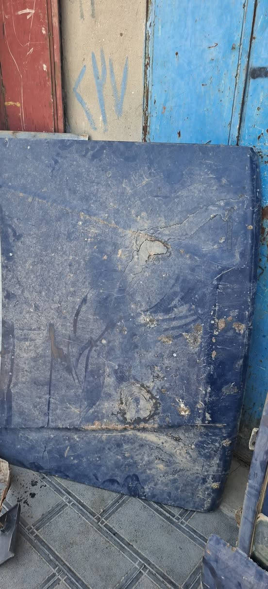 غراض تيوتا موديل 85  كشر نظيف وبلادي  بيبان جهتين💯  مع الجامات وقفل الباب واليدة وبطاين  يعني باب كاملة / بنيد نظيف جدا/ باب بدي / جاملغات الصفحتين /  متوفرة لدى محلات ابو سلام للادوات للادوات الاحتياطية 
موقعنة الكاظمية :  شارع الياباني مقابل سوق الملحاني 🔥
(الكصيف ) الرقم :  ***********
