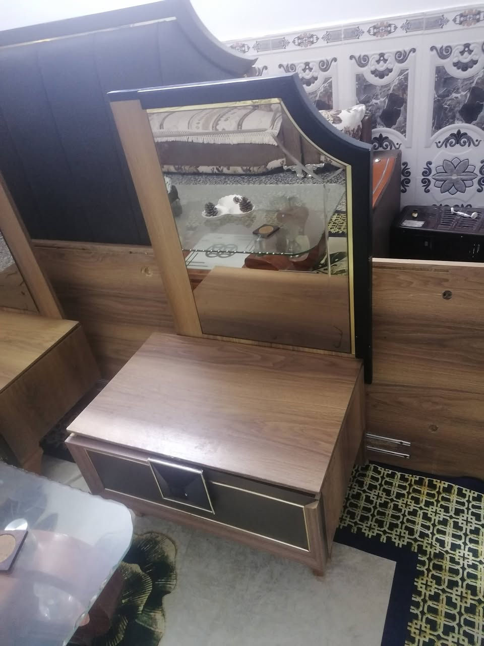 السلام عليكم غرفه نوم 7قطع تركيه نظيفه جداحالين مفصخه لغرض النتقال السعر 400وبيه  بسيط العنوان بغداد الشعب بيع مستعجل لغرض النتقال


**إذا كنت صاحب هذا الإعلان وتريد حذفه لأي سبب، رجاءا أرسل رسالة إلى الدعم الفني**