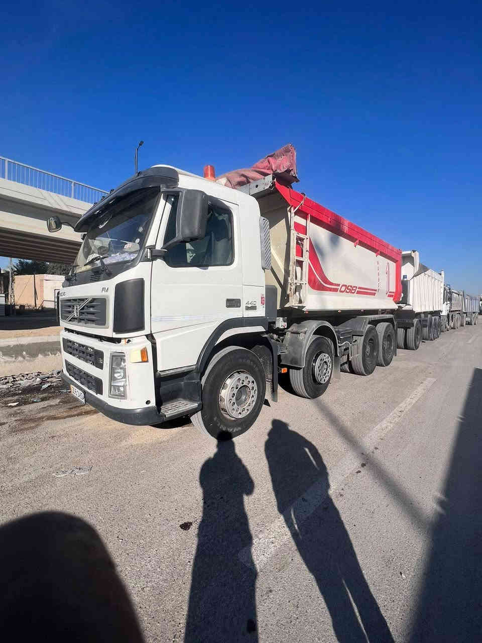 السلام عليكم
فالفو للبيع
قاطره ومقطوره موديل 2006 سليمانيه تلث لوحات
للاستفسار***********
