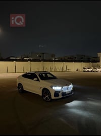 BMW x6 2021 السياره عروش خليجيه السياره ما بيها شي بس الصندوق مالتها م...