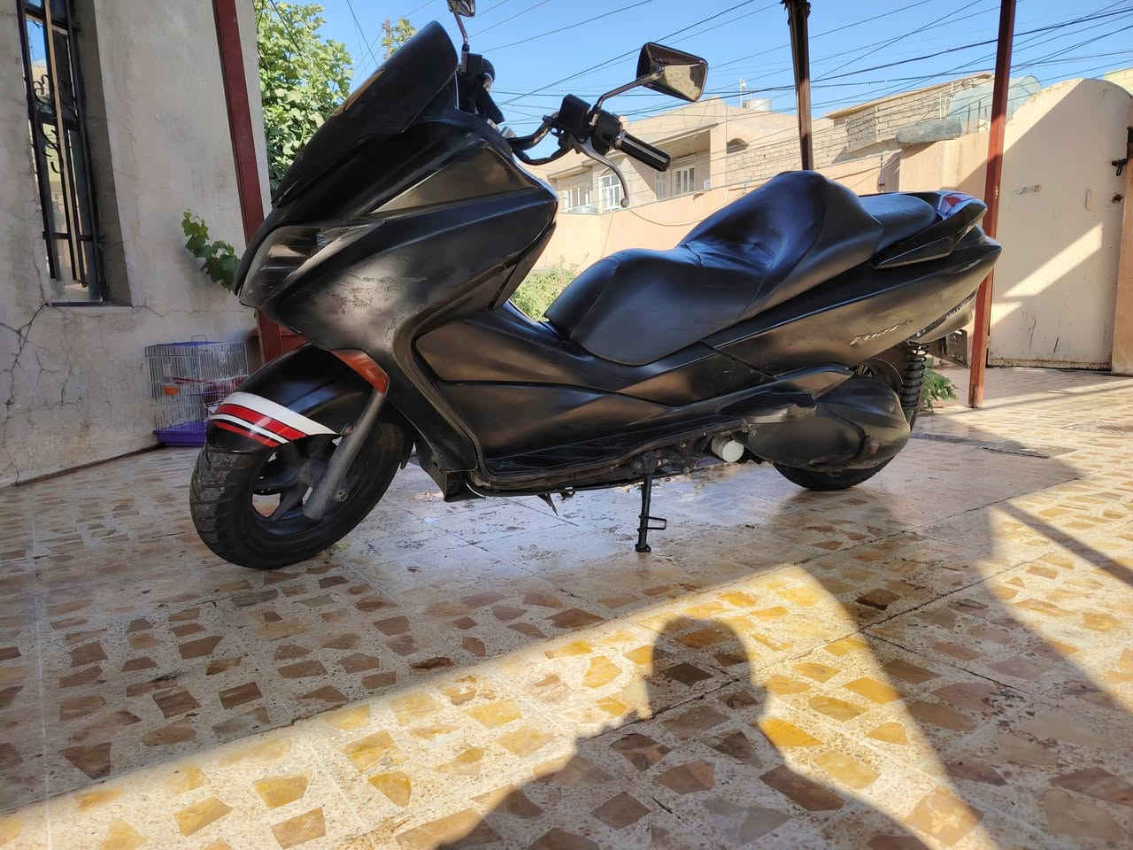 فورزه 010 شرط ما مفتوح ثلاث تحويلات
كير محرك شرط

كهربائيات كلها شغاله طخم تاير جديد 

دراجه ما تحط عليه ربع

السعر800 الف 

عنواني شركاط

*********** يرهم مراوس حسب القناعه

