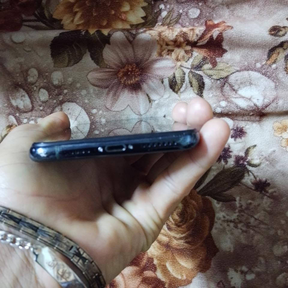 ايفون 11 برو ماكس
ذاكرة 256 

دبل سيمكرت نموذج m/za 

 مبدل بطارية  تقراء 100 /مبدل شاشة فيس ايدي شغال 

شكلته لشحن وصار  بي خطوط بشاشه ماوضحات 

سعر خاص ويهرم مراوس بايفون


**إذا كنت صاحب هذا الإعلان وتريد حذفه لأي سبب، رجاءا أرسل رسالة إلى الدعم الفني**