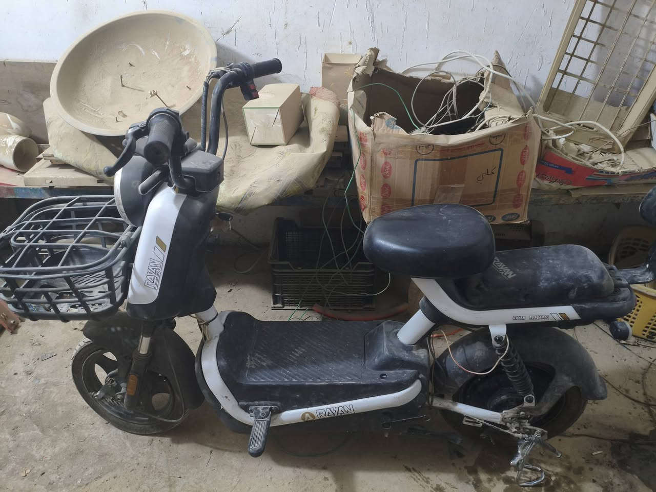 دراجه شحن حجم 14
عوزهه بس عقل فقط السعر 125
الرقم ***********
