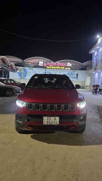 جيب كومباس تريل هوك 2025 مرقم كامل معوقين وكاله بأسم المشتري  ضررها فق...