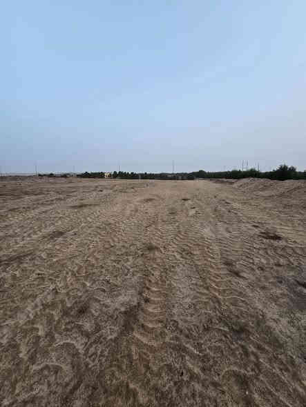 السلام عليكم
٦ دوانم للبيع بيهن كهرباء وطنيه سعر الدونم ٦ ملايين 
العنوان طريق سفوان زبير النزله قرب معمل بلوك ديالى تبعد عن الشارع ٢ كيلو
***********
