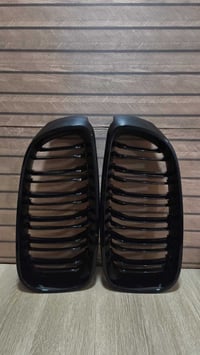 شباك بي ام للبيع  07872649684