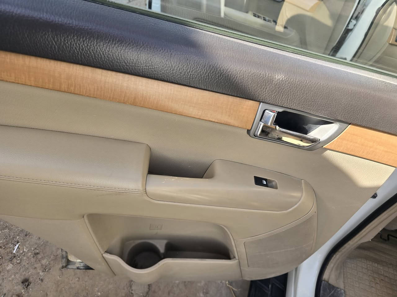 السلام عليكم
موديل 2012 خليجي دفع رباعي سيارة كفالة مكينة جديدة قبل شهرين شادها والوصل موجود حدادية 80% رقم انكليزي ذي قار
سعر 140 الخاص مفتوح


**إذا كنت صاحب هذا الإعلان وتريد حذفه لأي سبب، رجاءا أرسل رسالة إلى الدعم الفني**